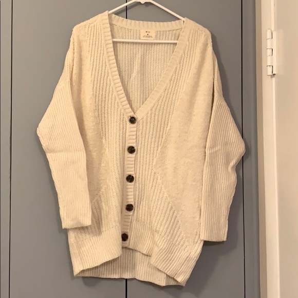 White cardigan - Picture 1 of 5